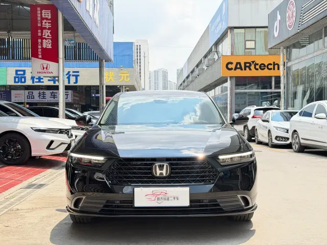 Honda Accord — Фото автомобиля 2