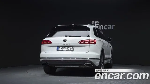 Volkswagen Touareg Touareg 3 поколение 3.0 TDI Prestige — Фото автомобиля 2