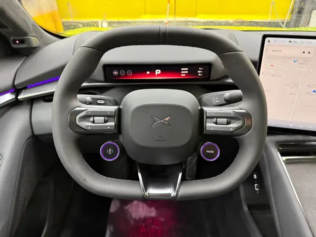 Xpeng P7 — Фото автомобиля 5