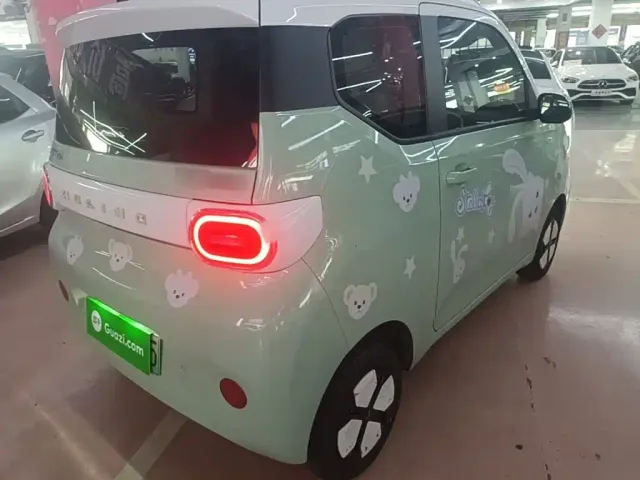 Wuling Hongguang Mini EV — Фото автомобиля 6