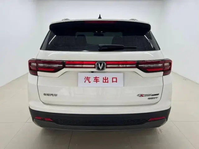 Changan Changan CS35 PLUS 2023 Enjoyment Edition 1.4T DCT Luxury — Фото автомобиля 5