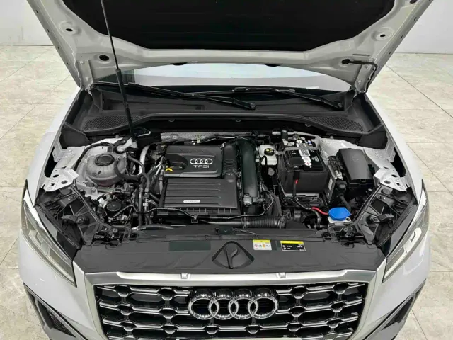 Audi Q2L — Фото автомобиля 25