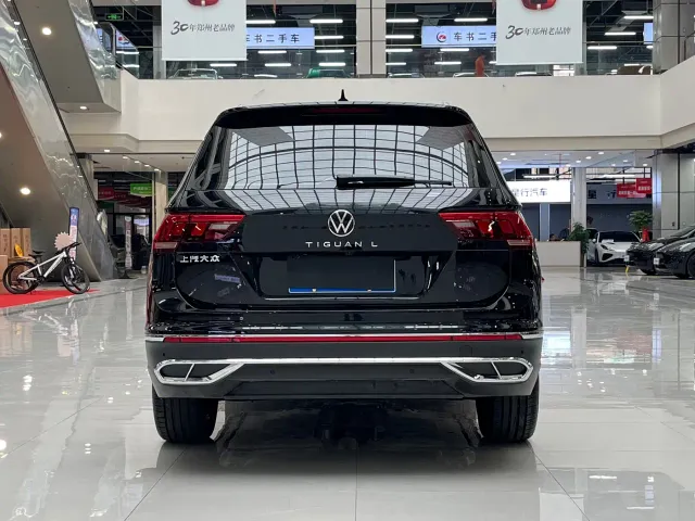 Volkswagen Tiguan L — Фото автомобиля 10