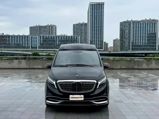 Mercedes-Benz V-Class — Фото автомобиля 2