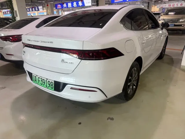 BYD Qin PLUS — Фото автомобиля 6