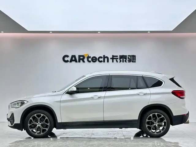 BMW X1 — Фото автомобиля 2