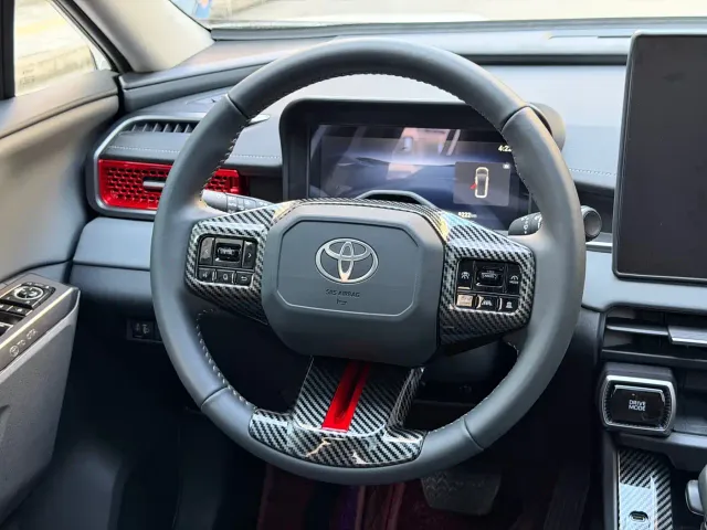 Toyota RAV4 — Фото автомобиля 20