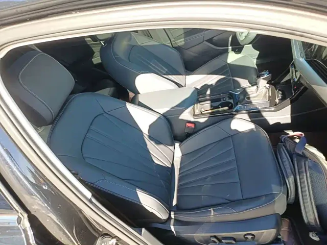 Volkswagen Passat — Фото автомобиля 24