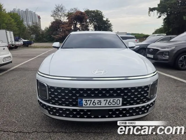 Hyundai Grandeur GN7 — Фото автомобиля 2