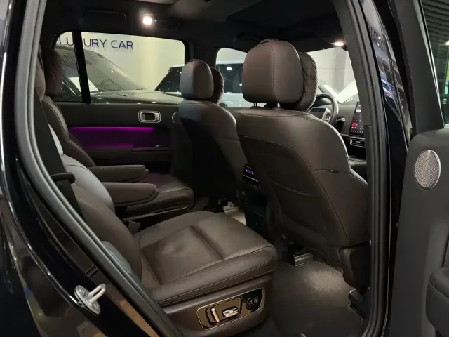 Li Auto Li L8 2023 Pro — Фото автомобиля 9