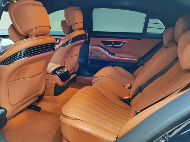 Mercedes-Benz S-Class — Фото автомобиля 15
