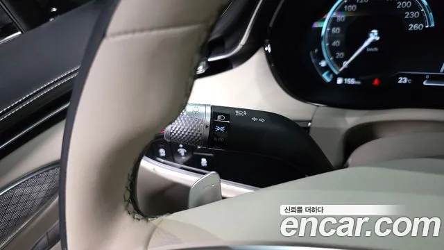 Genesis GV70 2.5T Бензин 2WD — Фото автомобиля 26