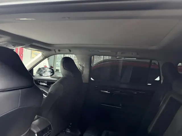 Toyota Highlander — Фото автомобиля 12