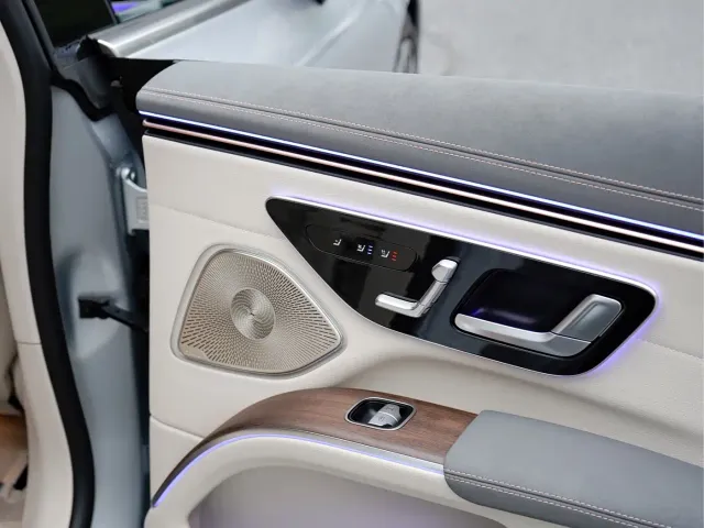 Mercedes-Benz EQS — Фото автомобиля 13