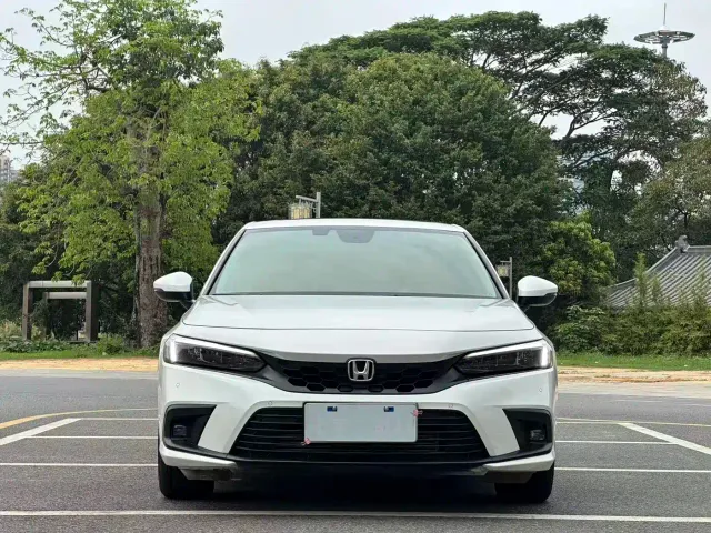 Honda Civic — Фото автомобиля 2