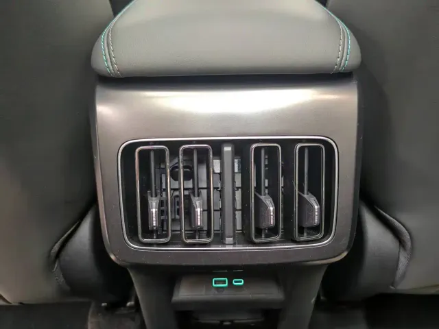 BYD Song L DM-i — Фото автомобиля 12