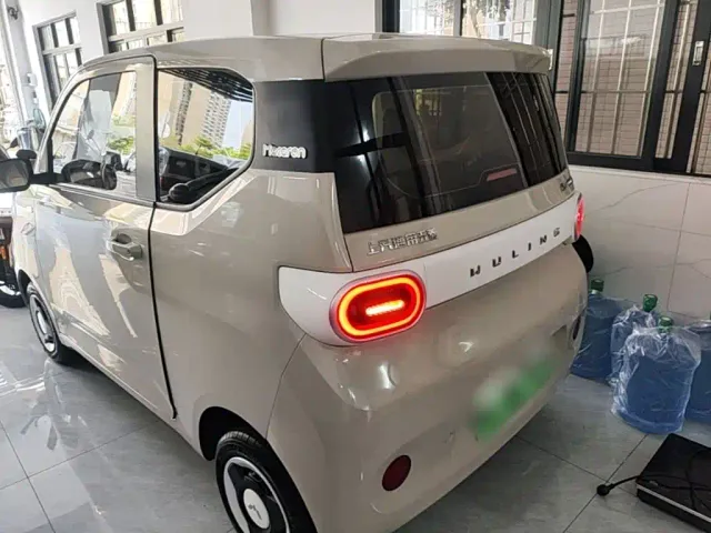 Wuling Hongguang Mini EV — Фото автомобиля 4