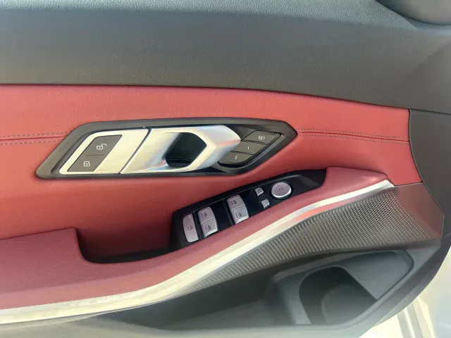 BMW 3 Series — Фото автомобиля 10