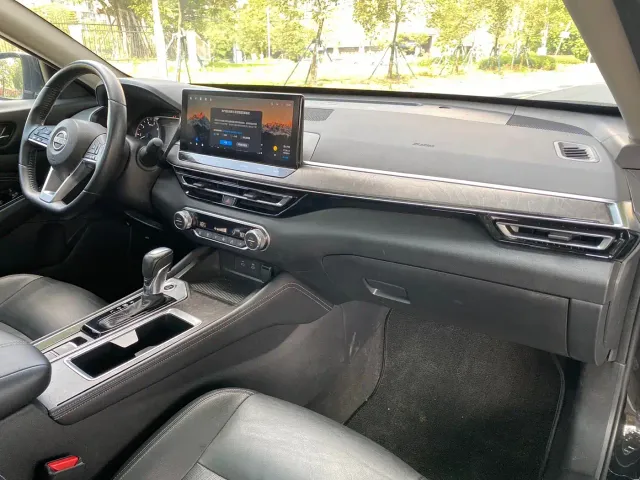 Nissan Teana — Фото автомобиля 21