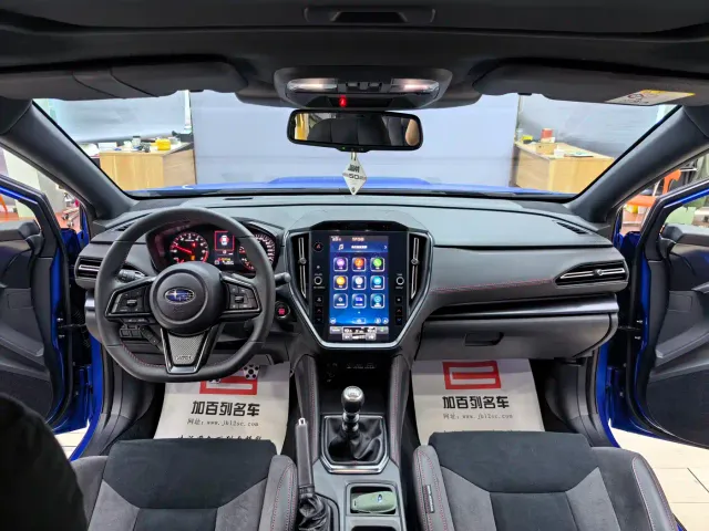 Subaru WRX — Фото автомобиля 11