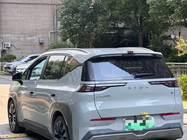 GAC Aion Y — Фото автомобиля 6