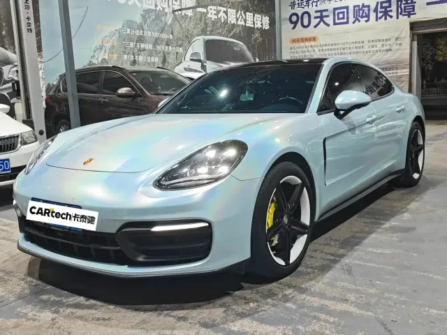 Фотография автомобиля — Porsche Panamera
