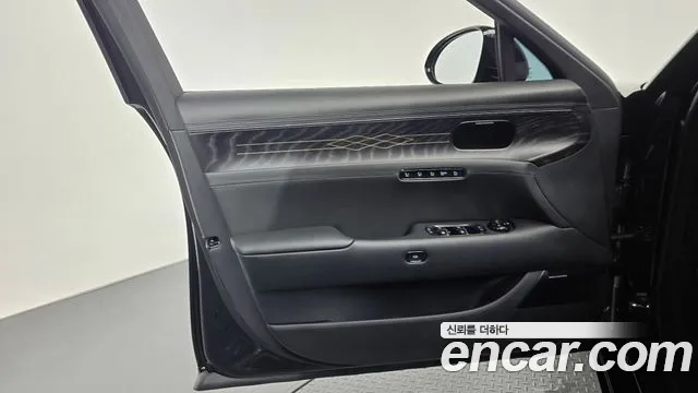 Genesis G90 RS4 — Фото автомобиля 13