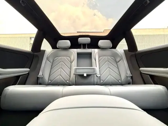 Nio ET5 Touring — Фото автомобиля 5