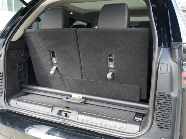 Land Rover Discovery — Фото автомобиля 19