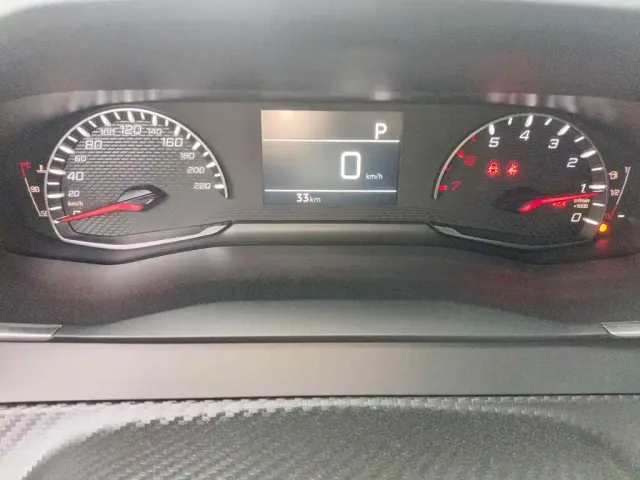 Peugeot 2008 — Фото автомобиля 4