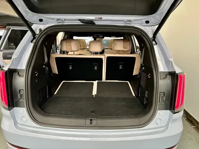 Jetour Shanhai Jetour Shanhai L7 PLUS 2025 Base Model 7-Seater — Фото автомобиля 23