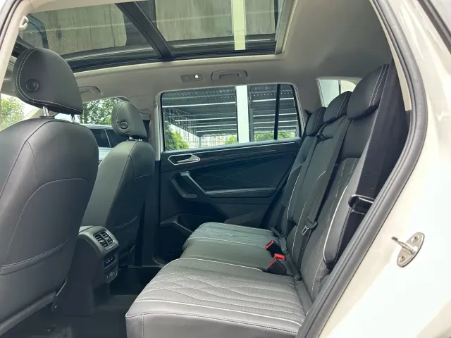 Volkswagen Tiguan L — Фото автомобиля 6