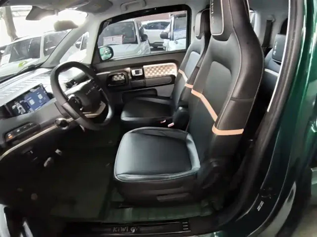 Baojun KiWi EV — Фото автомобиля 14