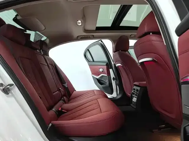 BMW i3 — Фото автомобиля 18
