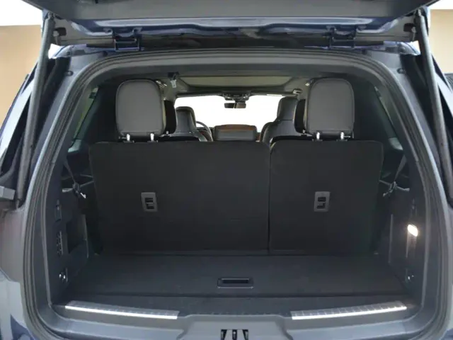 Lincoln Navigator — Фото автомобиля 14