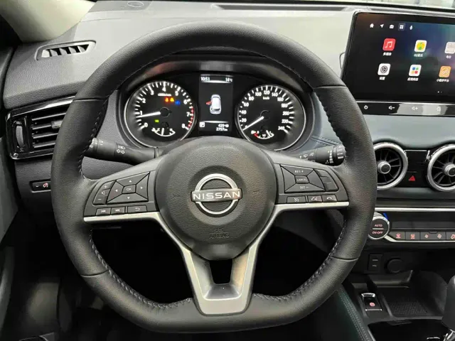 Nissan X-Trail — Фото автомобиля 9