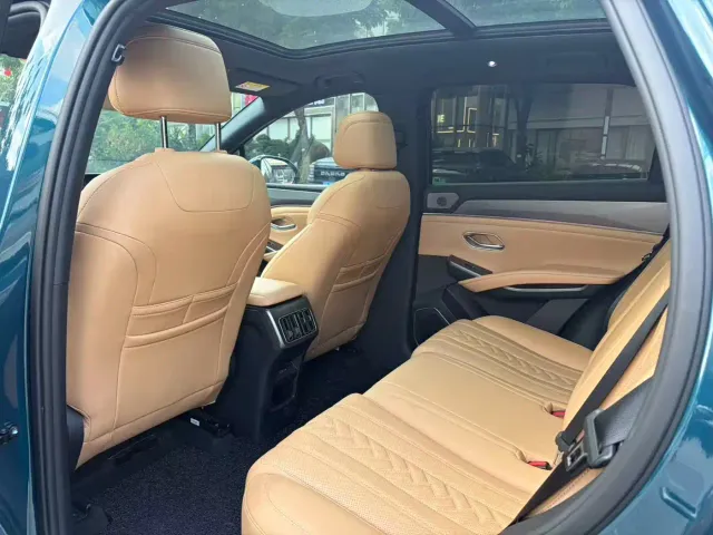 BYD Song L DM-i — Фото автомобиля 13