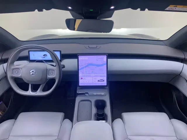 Nio ET5 — Фото автомобиля 5