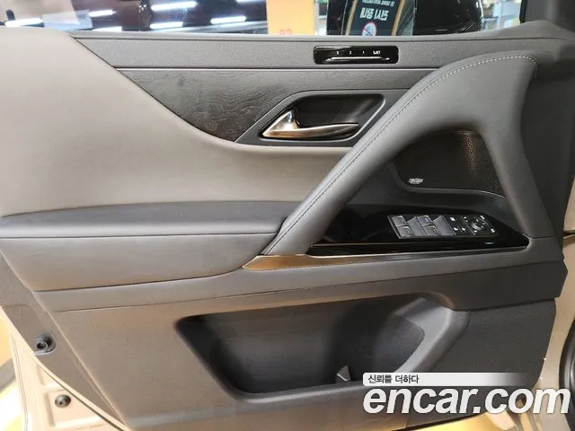 Lexus LX — Фото автомобиля 5