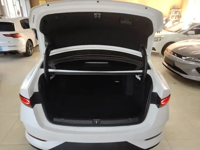 BYD Qin PLUS — Фото автомобиля 18