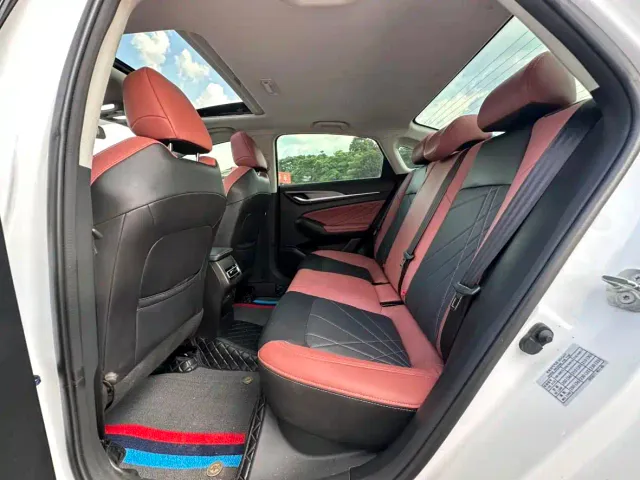 Changan Eado — Фото автомобиля 14