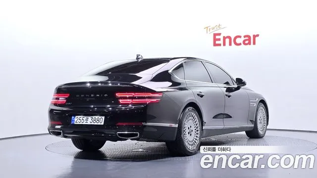 Genesis G80 RG3 — Фото автомобиля 2