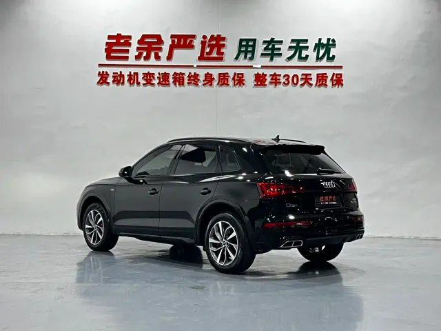 Audi Q5L — Фото автомобиля 9