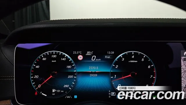 Mercedes-Benz E-Class W213 — Фото автомобиля 8