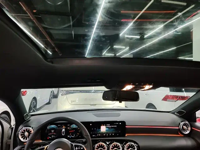 Mercedes-Benz Mercedes-Benz A-Class 2022 A 180 L Sport Sedan — Фото автомобиля 13