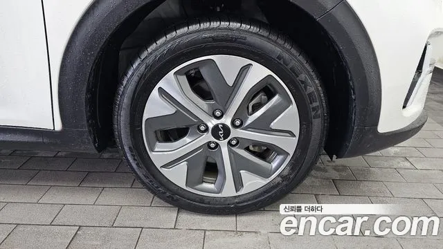 Kia Niro Niro Plus Air — Фото автомобиля 20