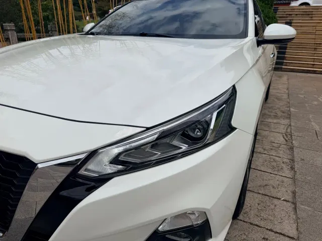 Nissan Teana — Фото автомобиля 9