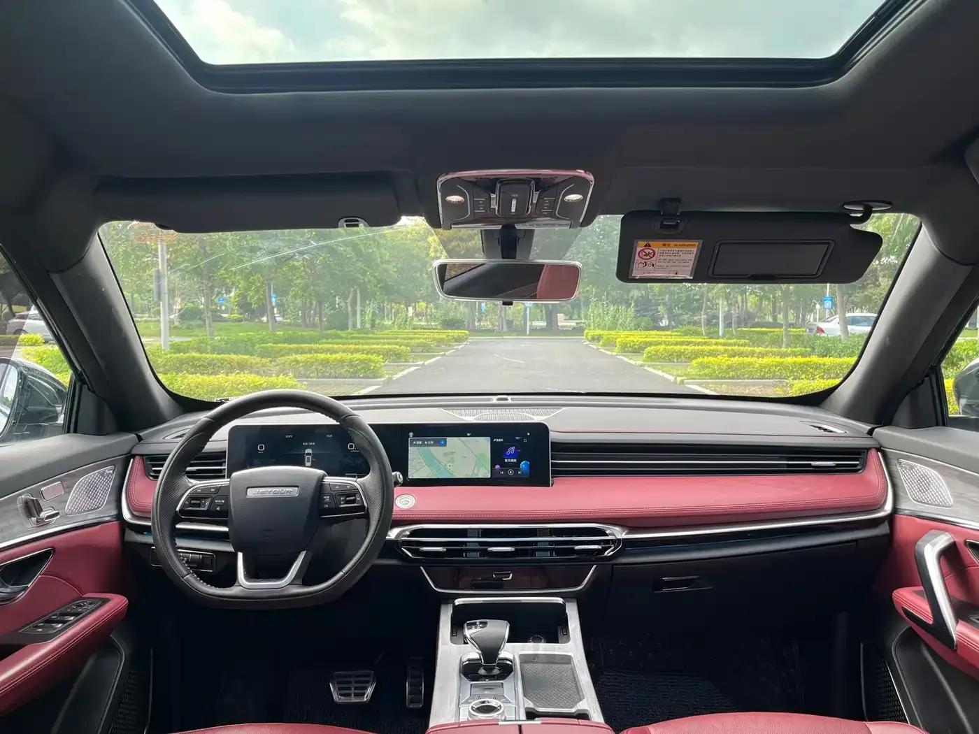 Jetour Jetour X70 PLUS 2023 1.5T DCT Warrior PLUS 5-seater — Фото автомобиля 5
