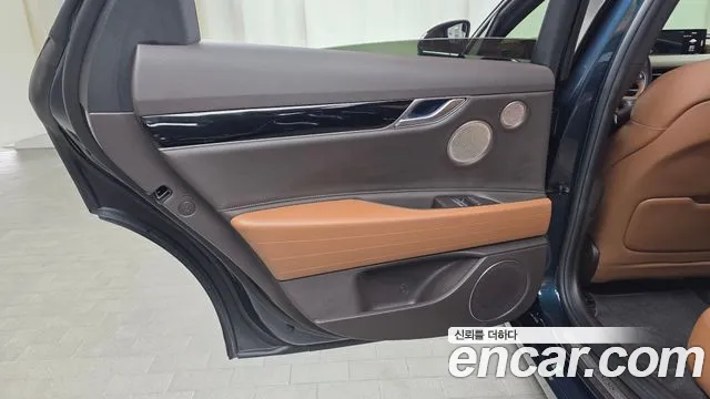 Genesis G80 Бензин 2.5 турбо 2WD — Фото автомобиля 25