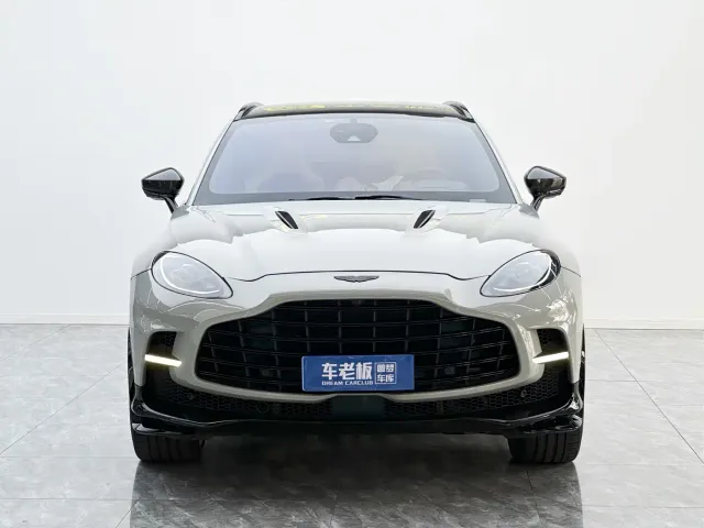 Aston Martin DBX — Фото автомобиля 2